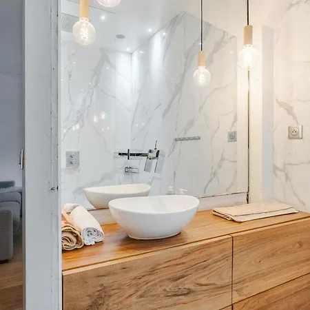 Beautiful Family Flat Nearby The Flea Market, Stade De France, Montmartre