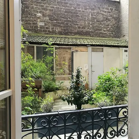 Апартаменты Beautiful Family Flat Nearby The Flea Market, Stade De France, Montmartre *